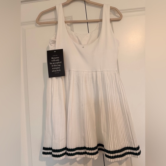 TUCKERNUCK X STUDIO MCGEE White Regan Mini Sport Dress NWT - Picture 3 of 6